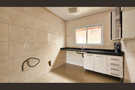 Casa para alugar com 105m², 3 quartos e 2 vagasCozinha