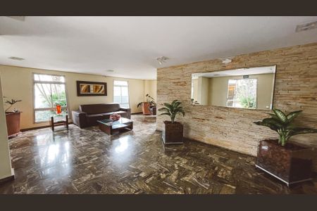 Apartamento à venda com 95m², 4 quartos e 2 vagasHall social