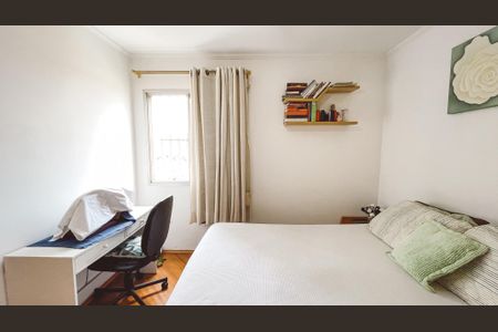 Apartamento à venda com 95m², 4 quartos e 2 vagasQuarto 2