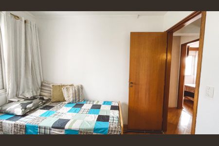 Apartamento à venda com 95m², 4 quartos e 2 vagasQuarto 1