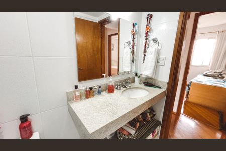 Apartamento à venda com 95m², 4 quartos e 2 vagasBanheiro