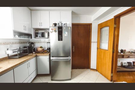Apartamento à venda com 95m², 4 quartos e 2 vagasCozinha