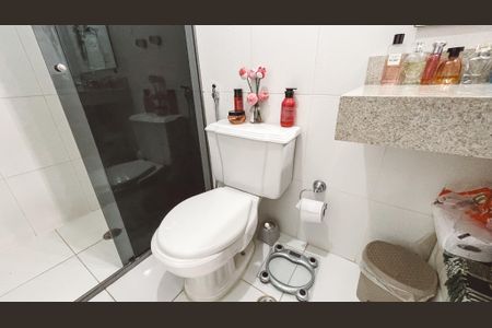 Apartamento à venda com 95m², 4 quartos e 2 vagasBanheiro