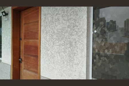 Apartamento à venda com 33m², 1 quarto e sem vaga Apartamento à venda com 33m², 1 quarto e sem vagaEntrada