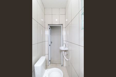 Casa para alugar com 37m², 1 quarto e sem vaga Casa para alugar com 37m², 1 quarto e sem vagaBanheiro