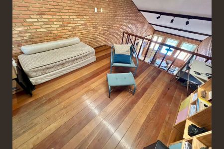 Sala 1 de casa para alugar com 3 quartos, 1000m² em São Luiz, Belo Horizonte