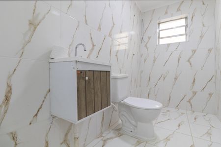 Casa para alugar com 72m², 2 quartos e sem vagaBanheiro