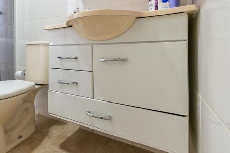 Apartamento à venda com 78m², 2 quartos e 1 vagaBanheiro Social