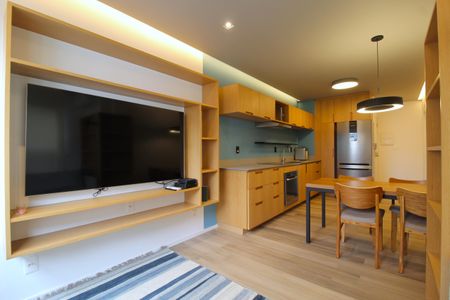 Sala/Cozinha de apartamento à venda com 1 quarto, 44m² em Itaim Bibi, São Paulo