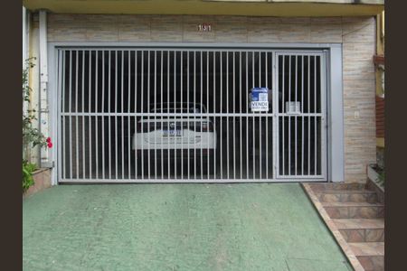 Casa à venda com 220m², 3 quartos e 2 vagasFachada