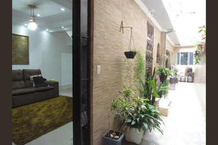 Casa à venda com 220m², 3 quartos e 2 vagasÁrea externa