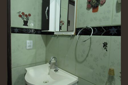 Casa à venda com 220m², 3 quartos e 2 vagasBanheiro Social 2