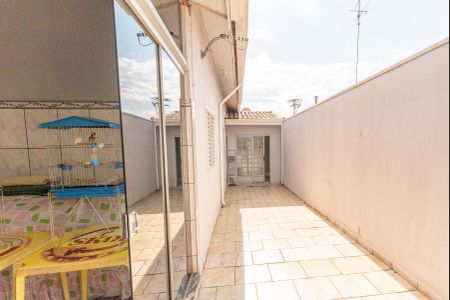Casa à venda com 130m², 3 quartos e 3 vagasCorredor