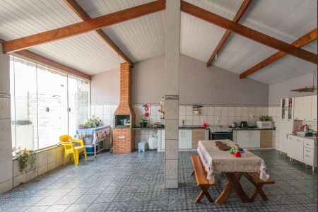 Casa à venda com 130m², 3 quartos e 3 vagasEspaço Gourmet