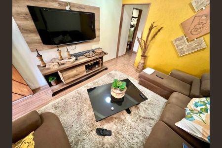 Sala de casa para alugar com 4 quartos, 180m² em Maria Helena, Belo Horizonte