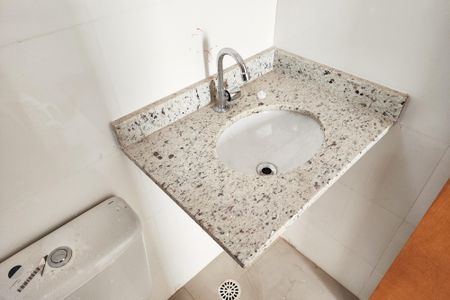 Apartamento à venda com 100m², 2 quartos e 1 vagaBanheiro da Suíte