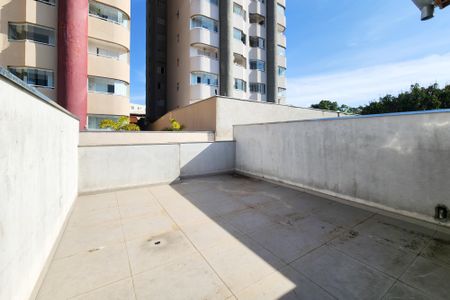 Apartamento à venda com 100m², 2 quartos e 1 vagaCobertura