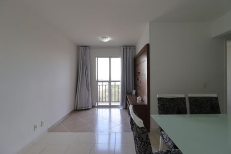 Sala de apartamento à venda com 3 quartos, 60m² em Parque Erasmo Assunção, Santo André