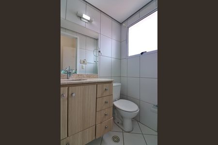 Casa de condomínio para alugar com 117m², 3 quartos e 2 vagasSuíte Banheiro