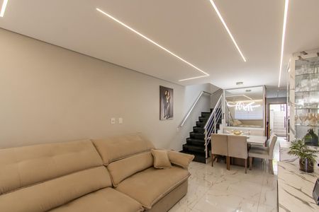 Sala de casa para alugar com 3 quartos, 115m² em Cidade Patriarca, São Paulo