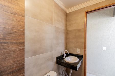 Casa à venda com 115m², 3 quartos e 2 vagas Casa à venda com 115m², 3 quartos e 2 vagasBanheiro de serviço