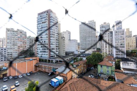 Apartamento para alugar com 100m², 2 quartos e sem vagaVaranda