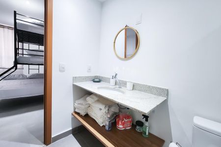 Banheiro Social de apartamento à venda com 1 quarto, 38m² em Centro, Rio de Janeiro