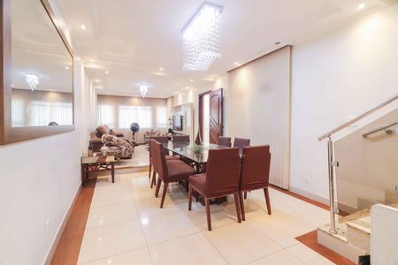 Sala de casa à venda com 3 quartos, 182m² em Cipava, Osasco