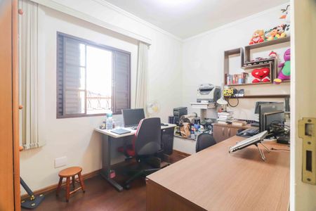 Casa à venda com 182m², 3 quartos e 3 vagas Casa à venda com 182m², 3 quartos e 3 vagasQuarto 2