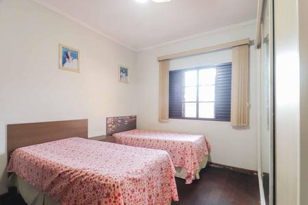 Quarto 1 de casa à venda com 3 quartos, 182m² em Cipava, Osasco