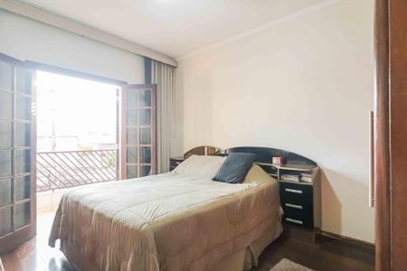 Casa à venda com 182m², 3 quartos e 3 vagas Casa à venda com 182m², 3 quartos e 3 vagasSuíte