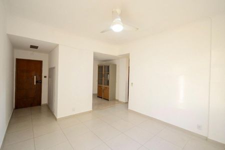 Sala de apartamento para alugar com 2 quartos, 50m² em Pechincha, Rio de Janeiro