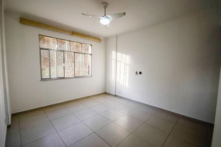 Sala de apartamento para alugar com 2 quartos, 50m² em Pechincha, Rio de Janeiro