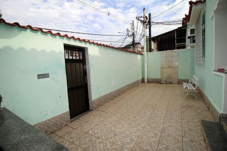 Casa à venda com 100m², 3 quartos e 4 vagasQuintal