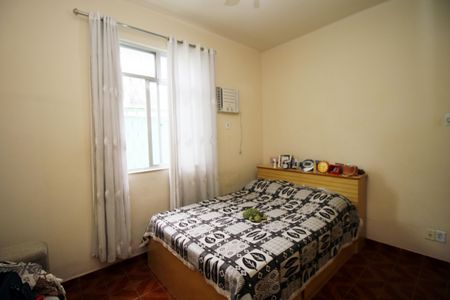 Casa à venda com 100m², 3 quartos e 4 vagasQuarto 2