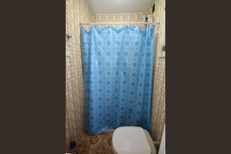 Casa à venda com 100m², 3 quartos e 4 vagasBanheiro de Serviço