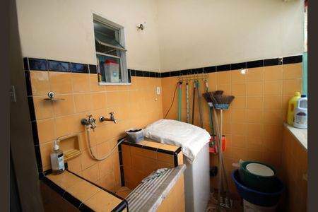 Casa à venda com 100m², 3 quartos e 4 vagasÁrea de Serviço