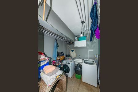 Apartamento à venda com 115m², 2 quartos e 2 vagas Apartamento à venda com 115m², 2 quartos e 2 vagasÁrea de Serviço