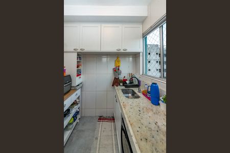 Apartamento à venda com 115m², 2 quartos e 2 vagas Apartamento à venda com 115m², 2 quartos e 2 vagasCozinha