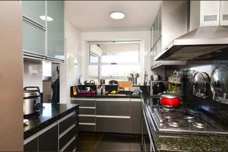 Apartamento para alugar com 180m², 4 quartos e 4 vagasCozinha