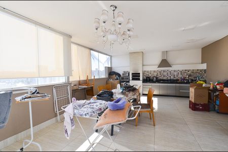 Apartamento para alugar com 180m², 4 quartos e 4 vagasCobertura - Sala
