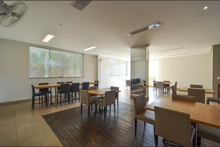 Apartamento para alugar com 180m², 4 quartos e 4 vagasÁrea comum - Salão de festas