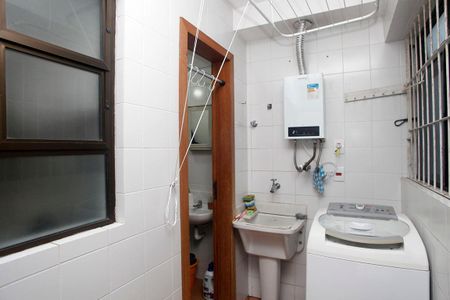 Apartamento à venda com 107m², 2 quartos e 1 vagaCozinha e Área de Serviço