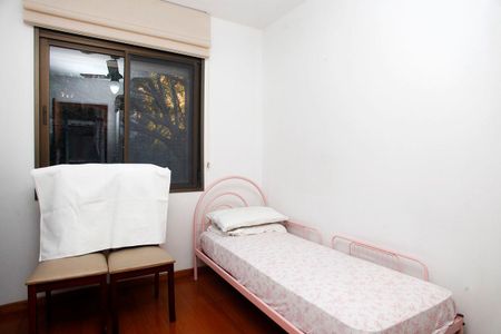 Quarto  de apartamento à venda com 2 quartos, 107m² em Petrópolis, Porto Alegre