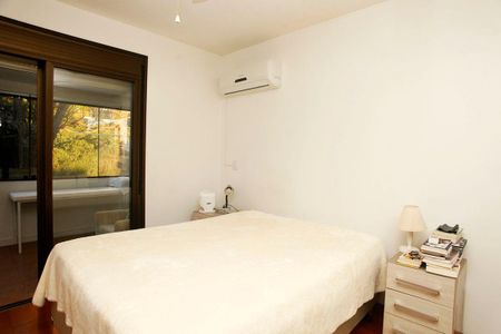 Apartamento à venda com 107m², 2 quartos e 1 vagaSuíte