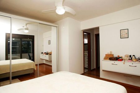 Apartamento à venda com 107m², 2 quartos e 1 vagaSuíte