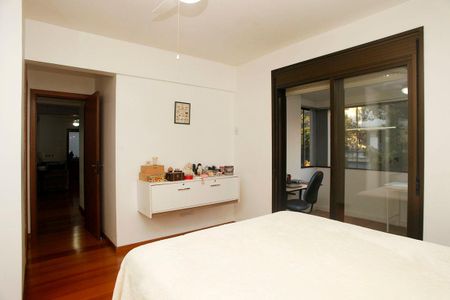 Apartamento à venda com 107m², 2 quartos e 1 vagaSuíte