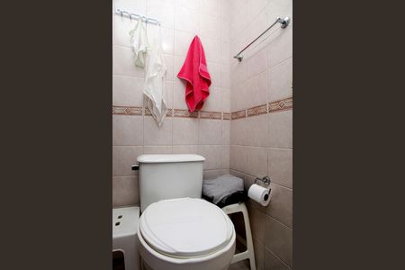 Apartamento à venda com 107m², 2 quartos e 1 vagaBanheiro da Suíte