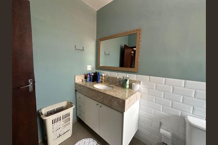 Casa à venda com 360m², 4 quartos e sem vaga Casa à venda com 360m², 4 quartos e sem vagaBanheiro da Suíte