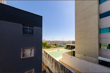 Vista de apartamento à venda com 2 quartos, 54m² em Cinquentenario, Belo Horizonte